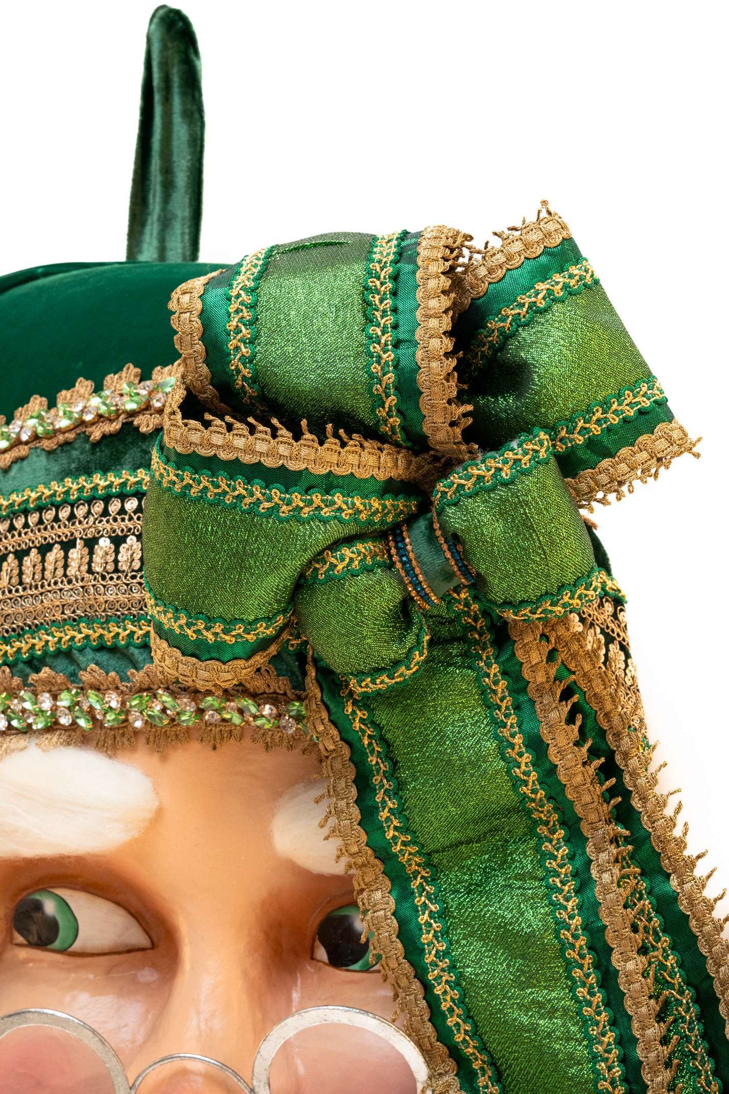 Testa di Babbo Natale Decorativa con Cappello Verde e Dettagli in Oro - immagine 7