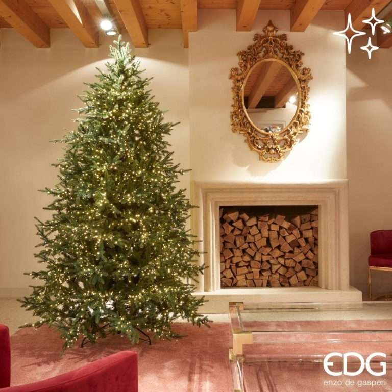 Albero di Natale EDG Pino Luxury H.240 cm D.152 cm con 5000 LED