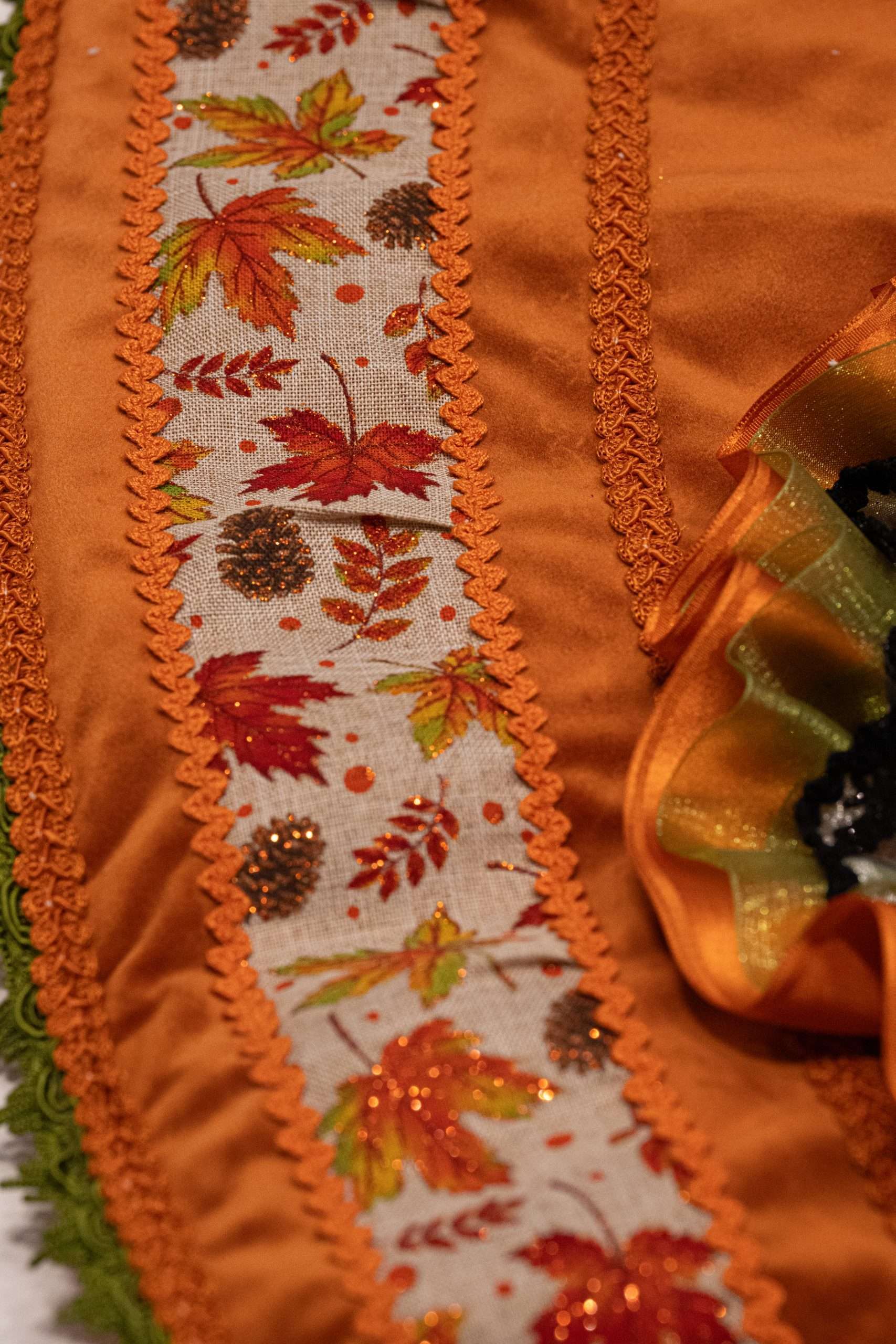 Tappeto sotto albero Halloween - immagine 5