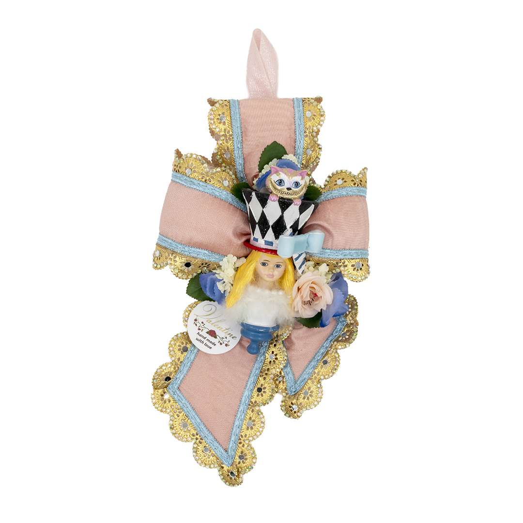 "Fiocco Riccio con Alice – Collezione Wonderland" H34X24 CM