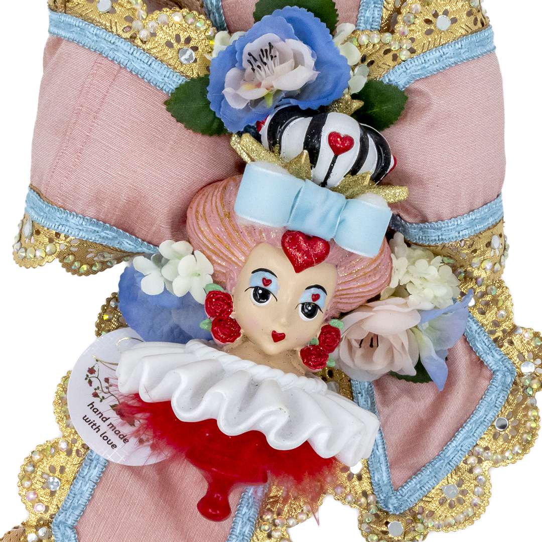 "Fiocco Riccio con Regina di Cuori – Collezione Wonderland" H34X24 CM - Image 2